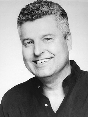 Josef Niklas headshot